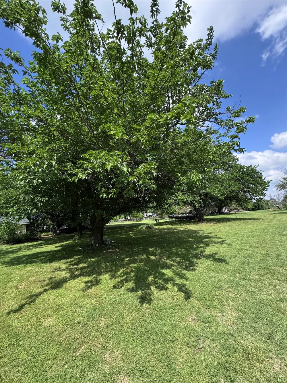 806 Old Base Road Aurora, TX 76078