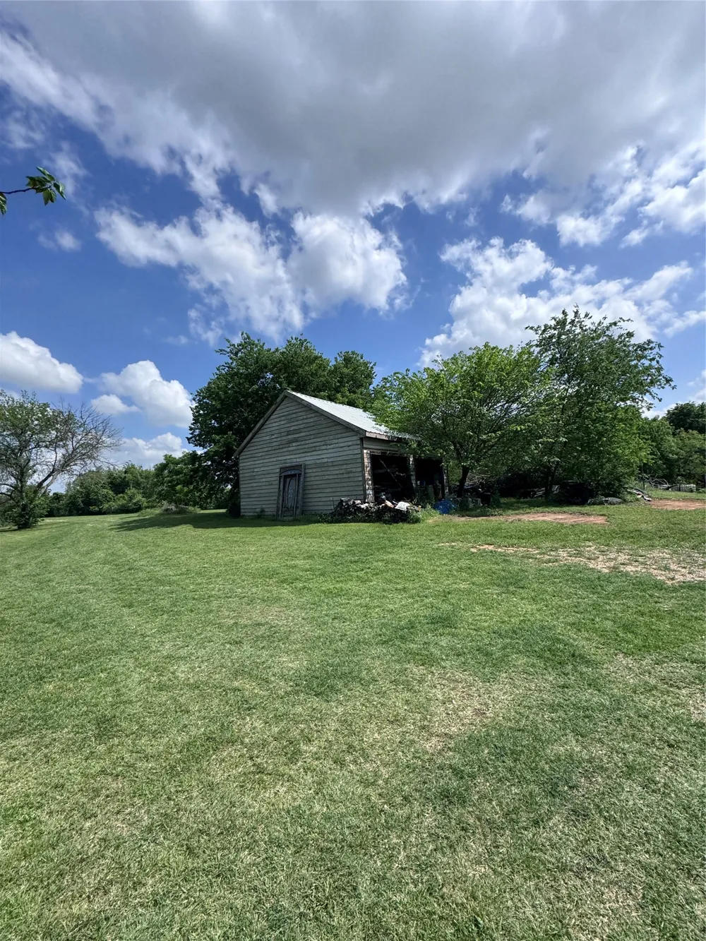 806 Old Base Road Aurora, TX 76078