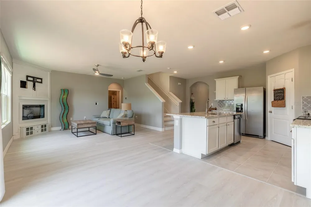 319 SUNSET VIEW DRIVE Edgewater, FL 32141