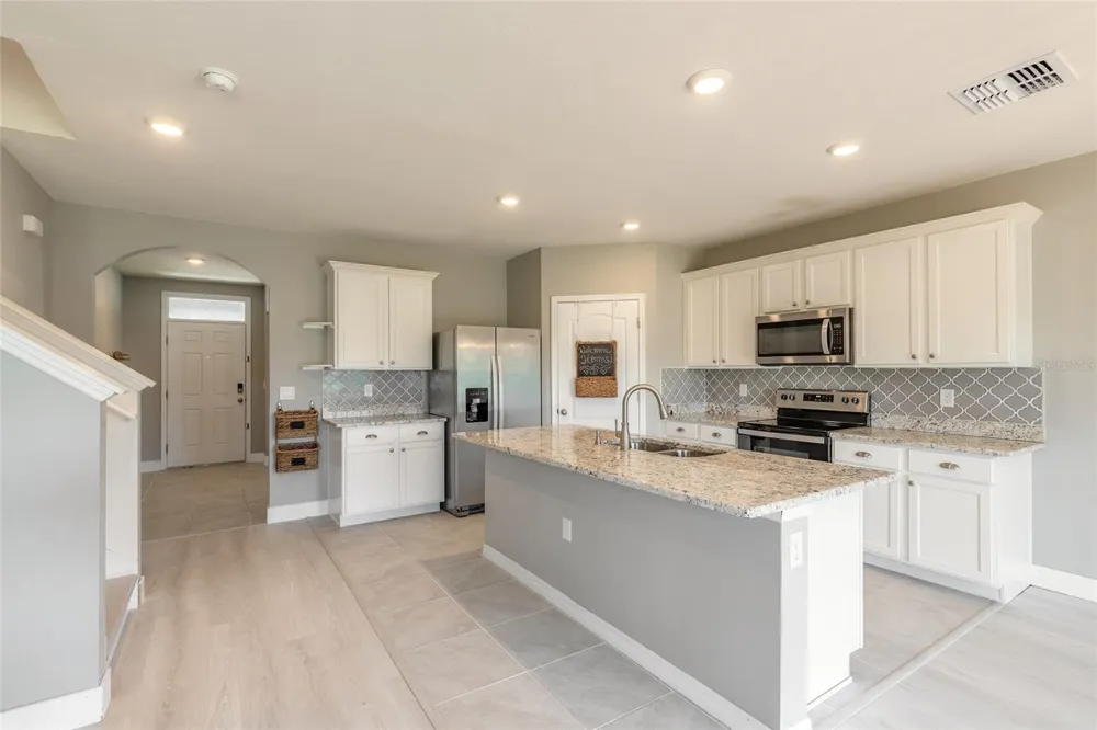 319 SUNSET VIEW DRIVE Edgewater, FL 32141
