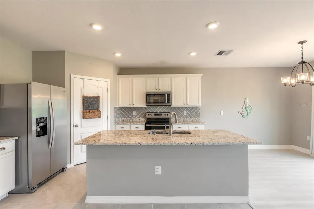 319 SUNSET VIEW DRIVE Edgewater, FL 32141