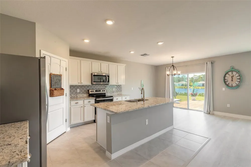 319 SUNSET VIEW DRIVE Edgewater, FL 32141