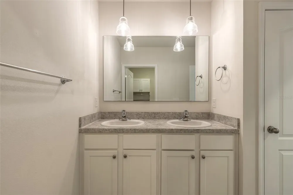 319 SUNSET VIEW DRIVE Edgewater, FL 32141