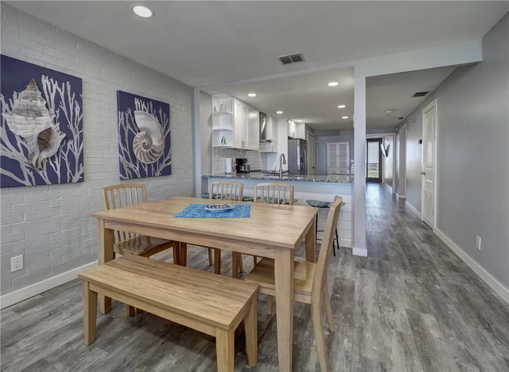 720 Access Road 1-A #504 Port Aransas, TX 78373