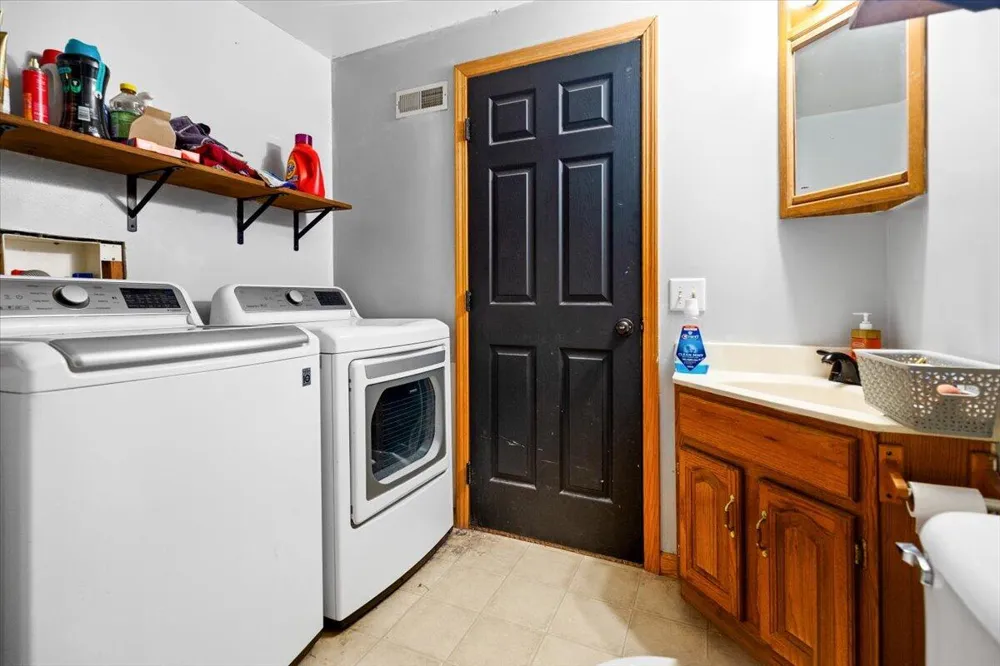 8744 Mackinaw Trail Drive Howard City, MI 49329