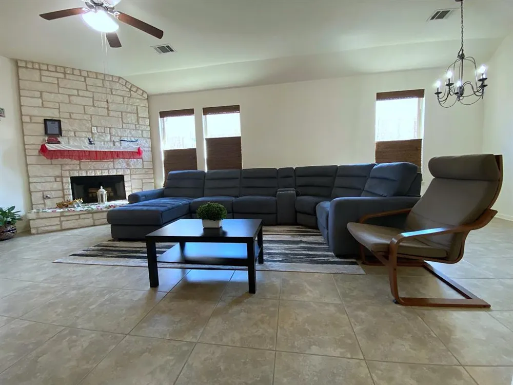 5021 Pearl Crescent Lane Georgetown, TX 78626