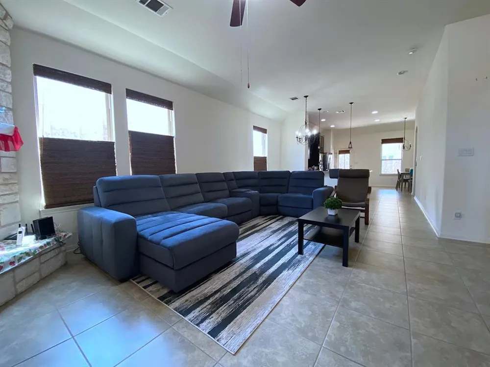 5021 Pearl Crescent Lane Georgetown, TX 78626