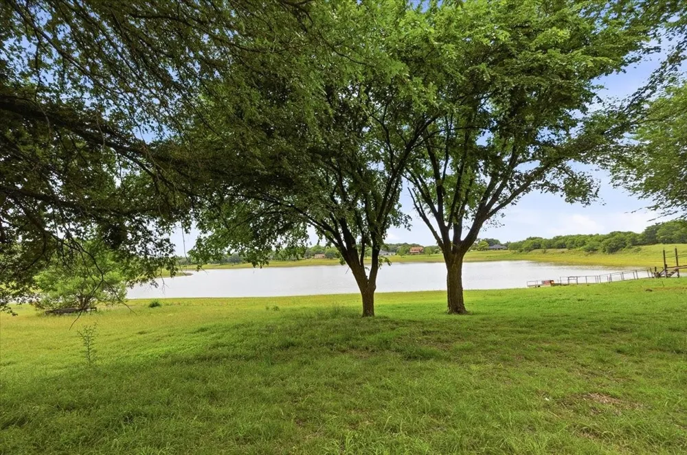 141 Lakeview Drive Aledo, TX 76008