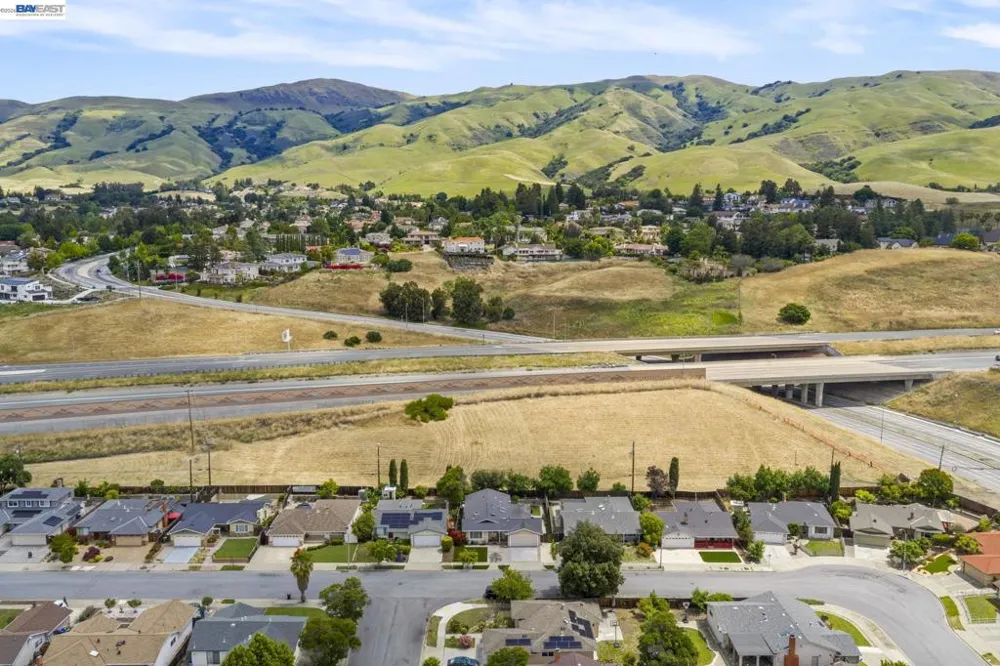 E Warren Ave Fremont, CA 94539
