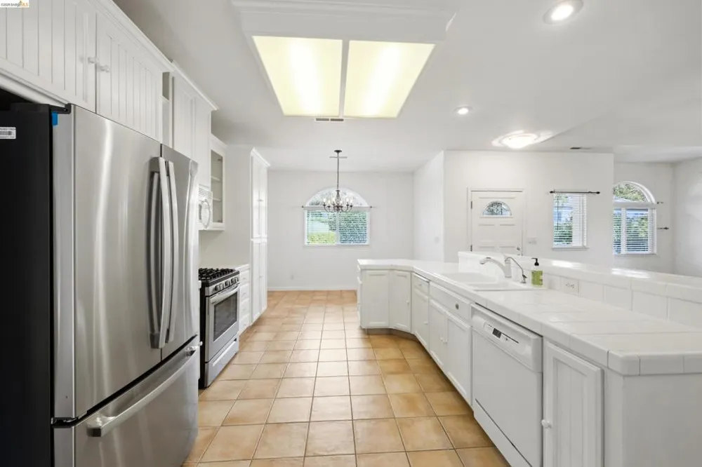 17800 Rolling Oaks Dr. Jamestown, CA 95327