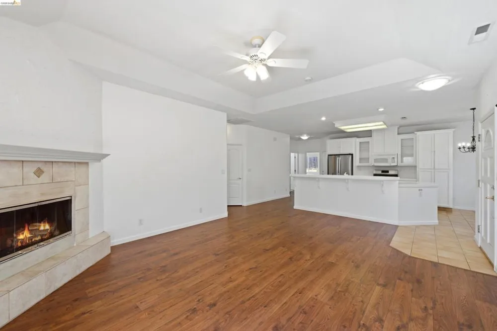 17800 Rolling Oaks Dr. Jamestown, CA 95327