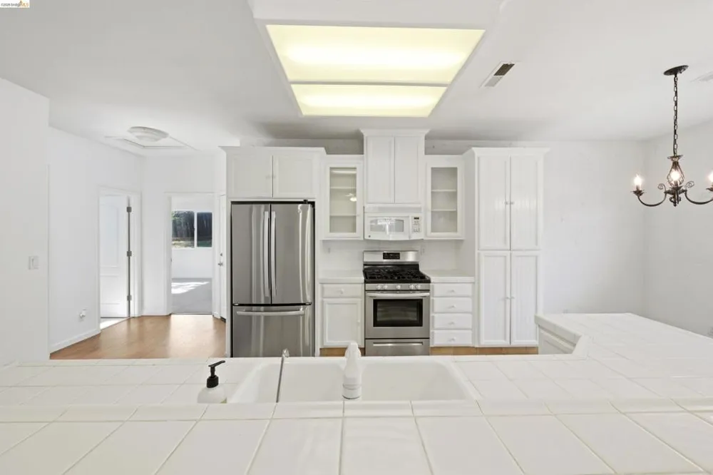 17800 Rolling Oaks Dr. Jamestown, CA 95327