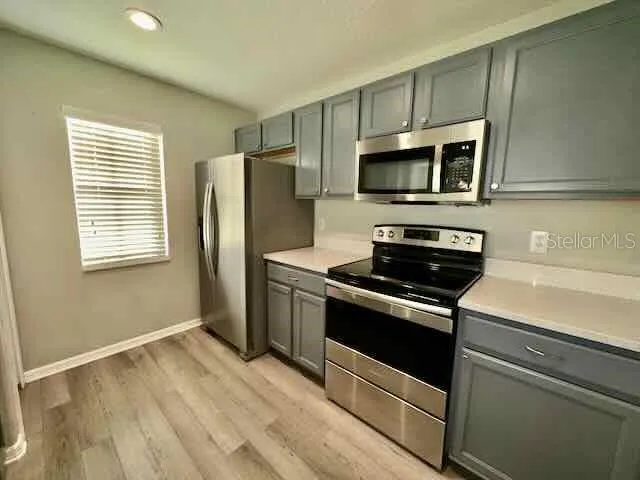 6335 MAISIE ROAD Zephyrhills, FL 33542
