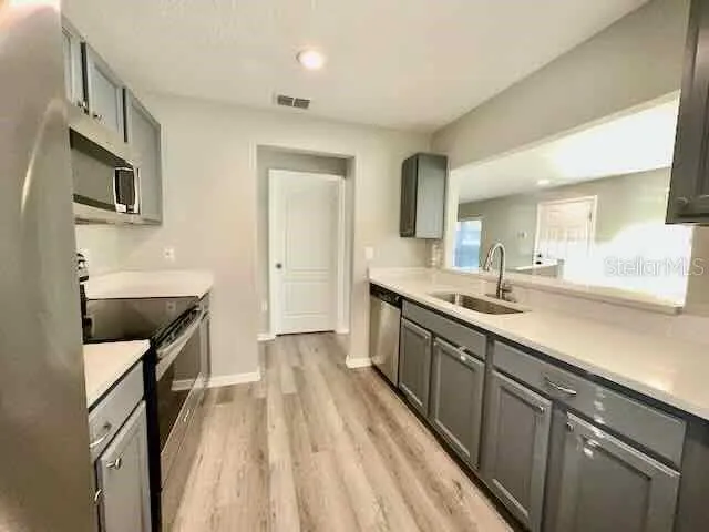 6335 MAISIE ROAD Zephyrhills, FL 33542