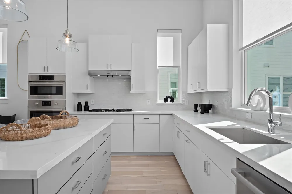 2805 McCurdy Street #6 Austin, TX 78723