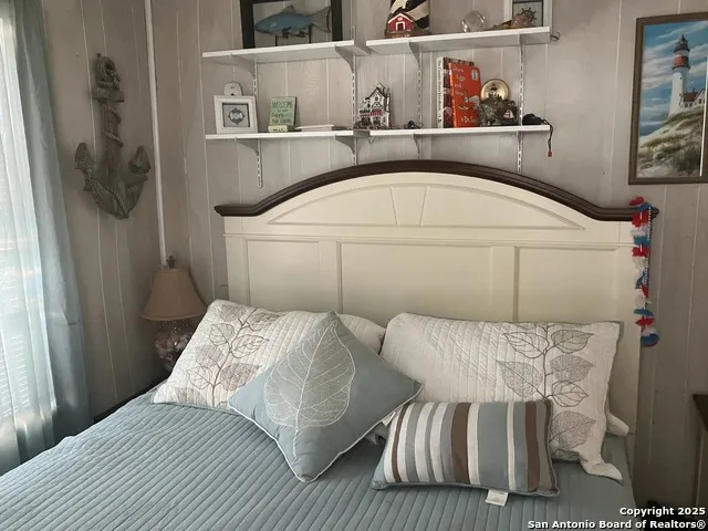 141 Peggy Palacios, TX 77465
