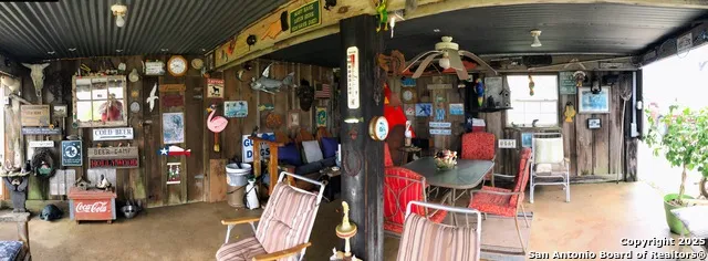 141 Peggy Palacios, TX 77465