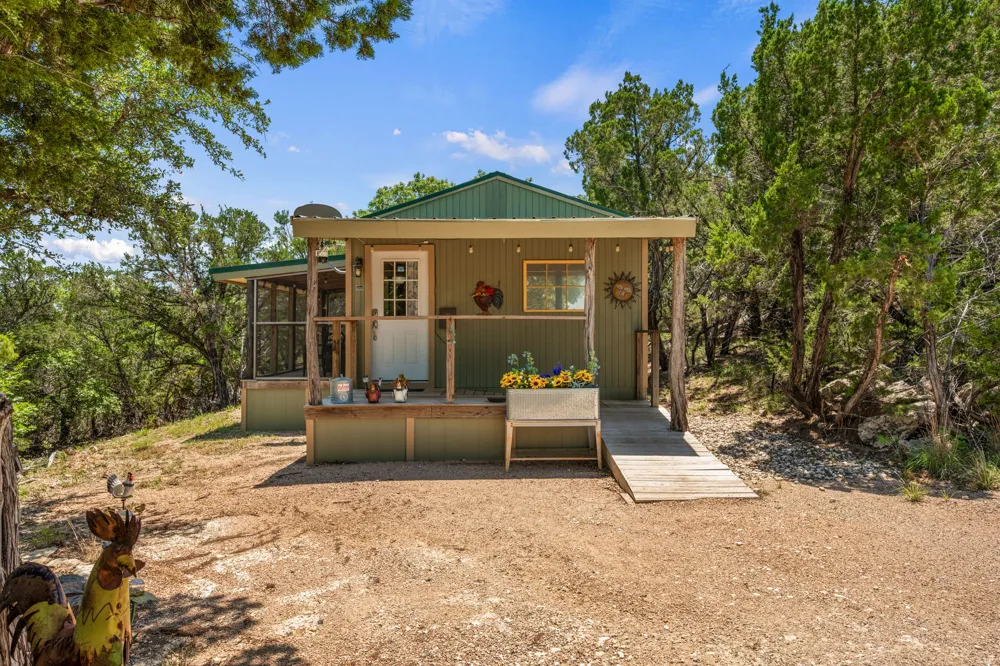 6925 White Hills Lane Marble Falls, TX 78654