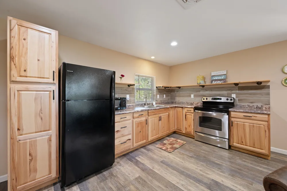 6925 White Hills Lane Marble Falls, TX 78654