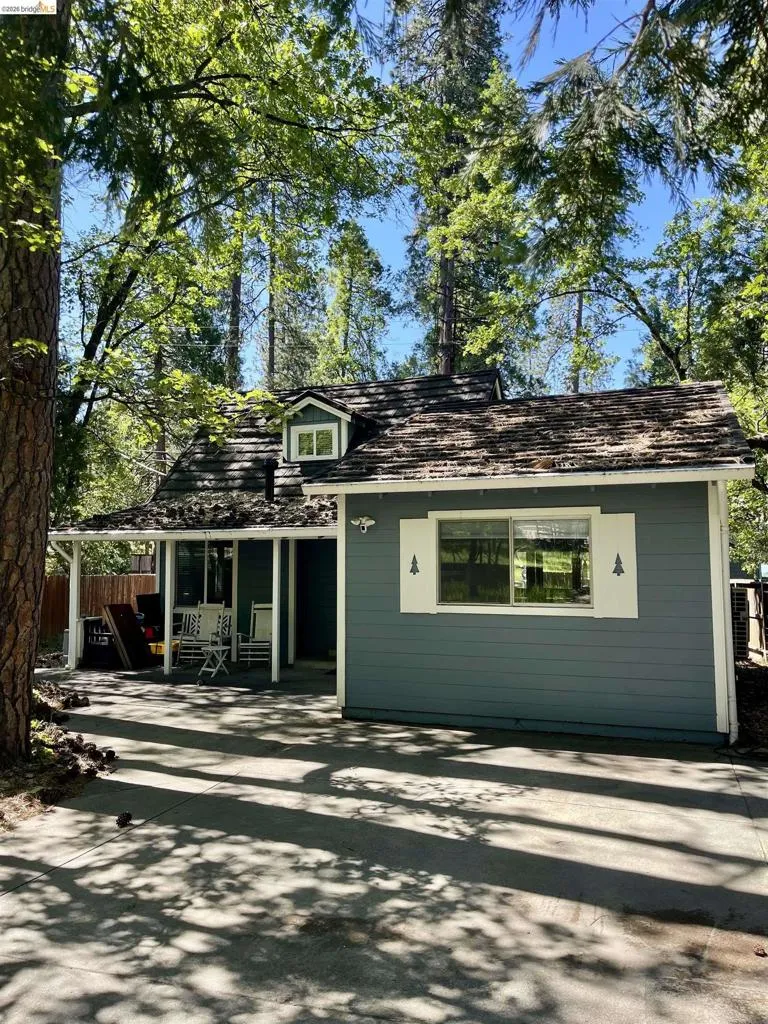 23012 Strauch Dr Twain Harte, CA 95383