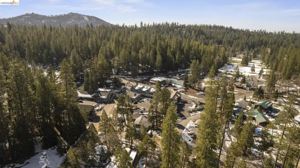 23012 Strauch Dr Twain Harte, CA 95383