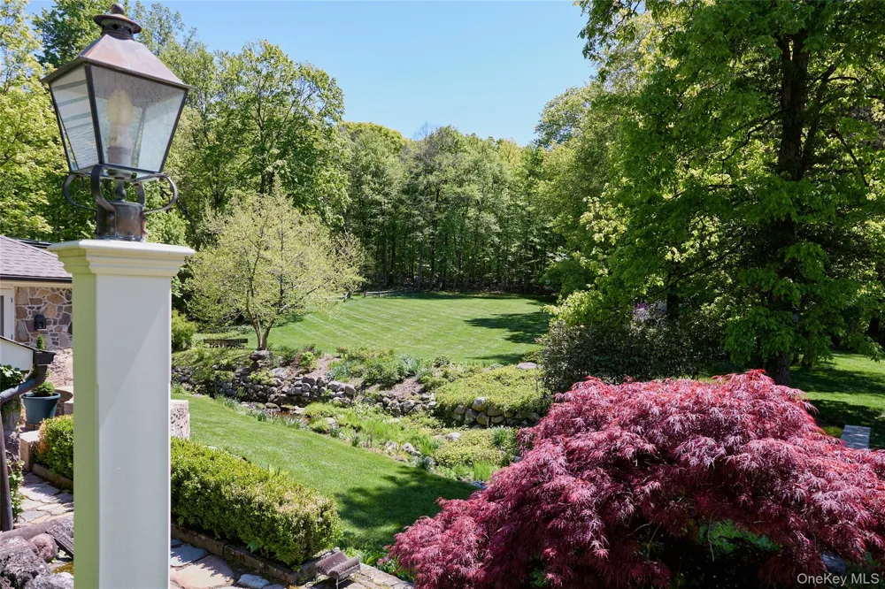116 S Mountain Road New City, NY 10956