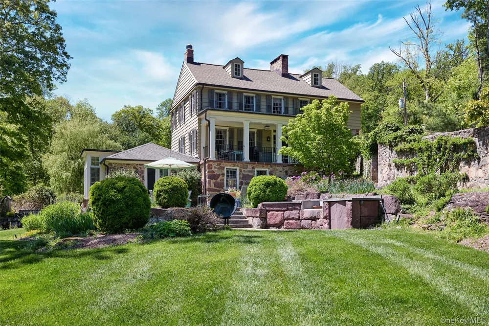 116 S Mountain Road New City, NY 10956