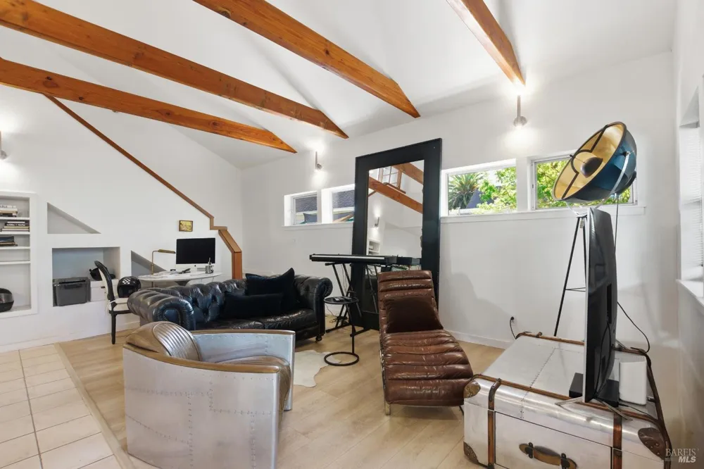 1433 Oak Avenue St. Helena, CA 94574