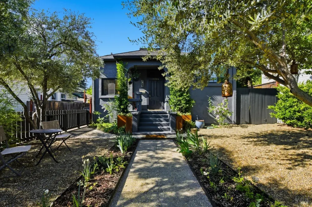 1433 Oak Avenue St. Helena, CA 94574