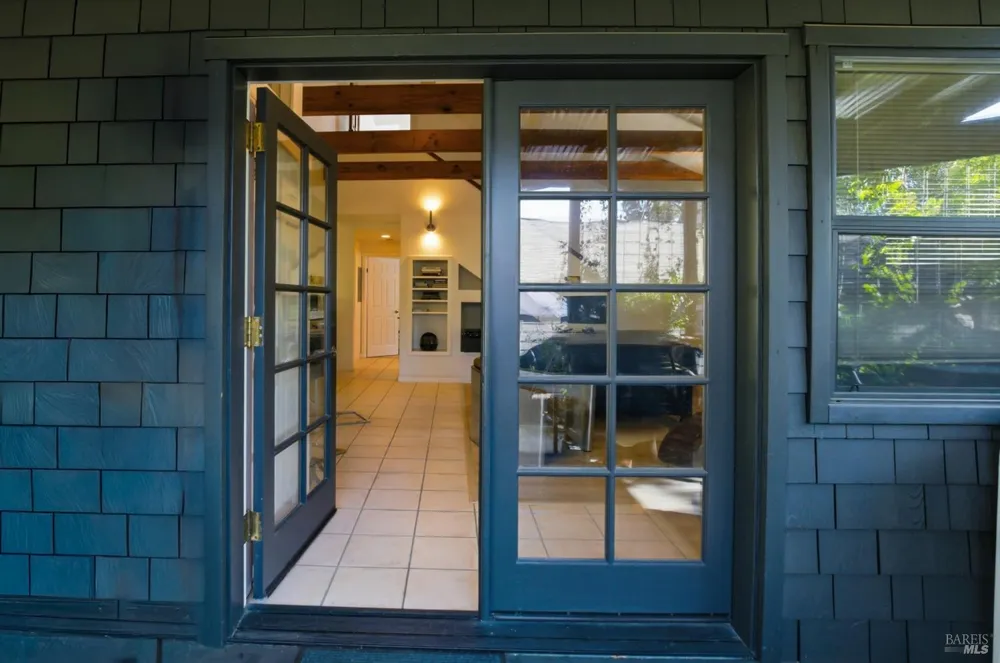 1433 Oak Avenue St. Helena, CA 94574