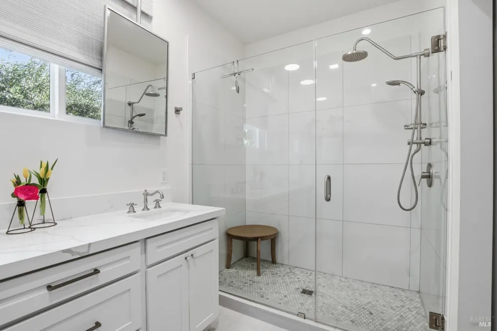 1433 Oak Avenue St. Helena, CA 94574