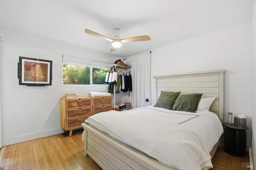 1433 Oak Avenue St. Helena, CA 94574