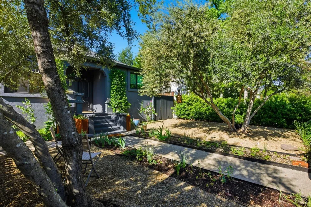 1433 Oak Avenue St. Helena, CA 94574