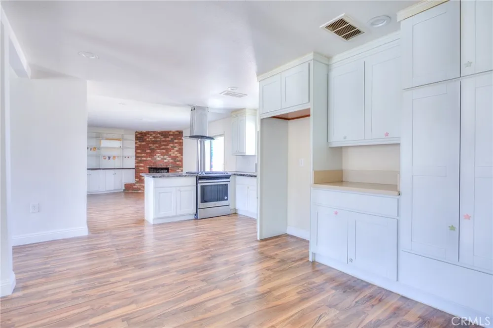 13011 Pinon Rancho Cucamonga, CA 91739