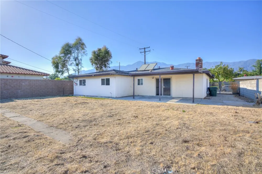13011 Pinon Rancho Cucamonga, CA 91739