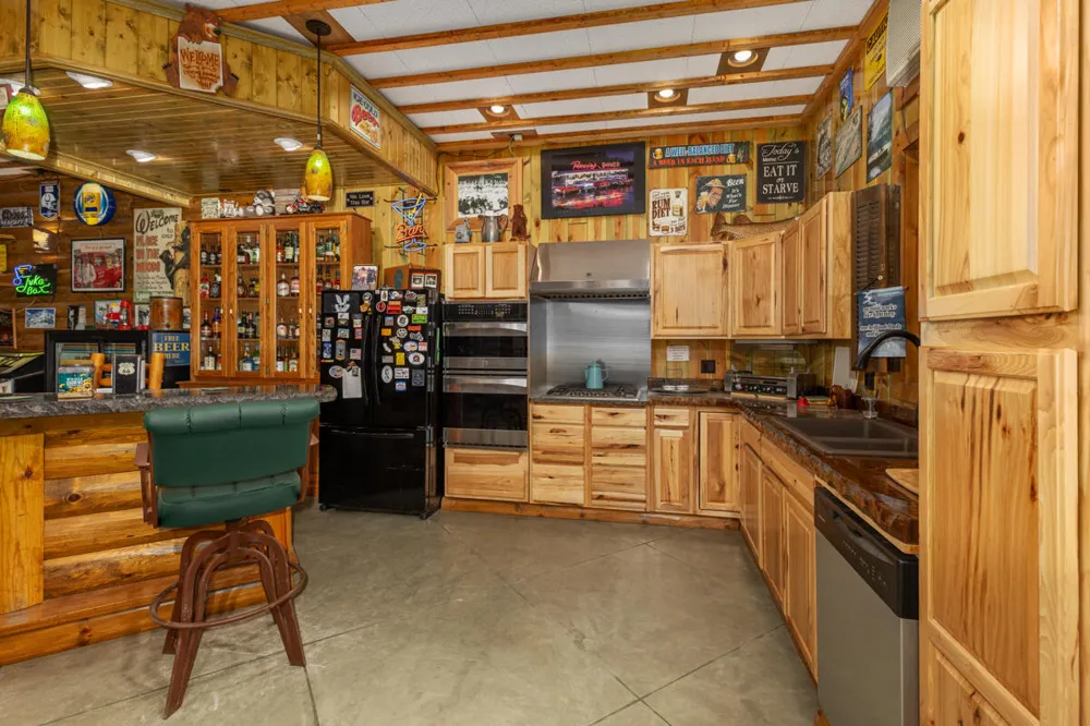 781 Hopkins Road Lyons, MI 48851
