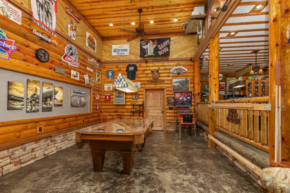 781 Hopkins Road Lyons, MI 48851