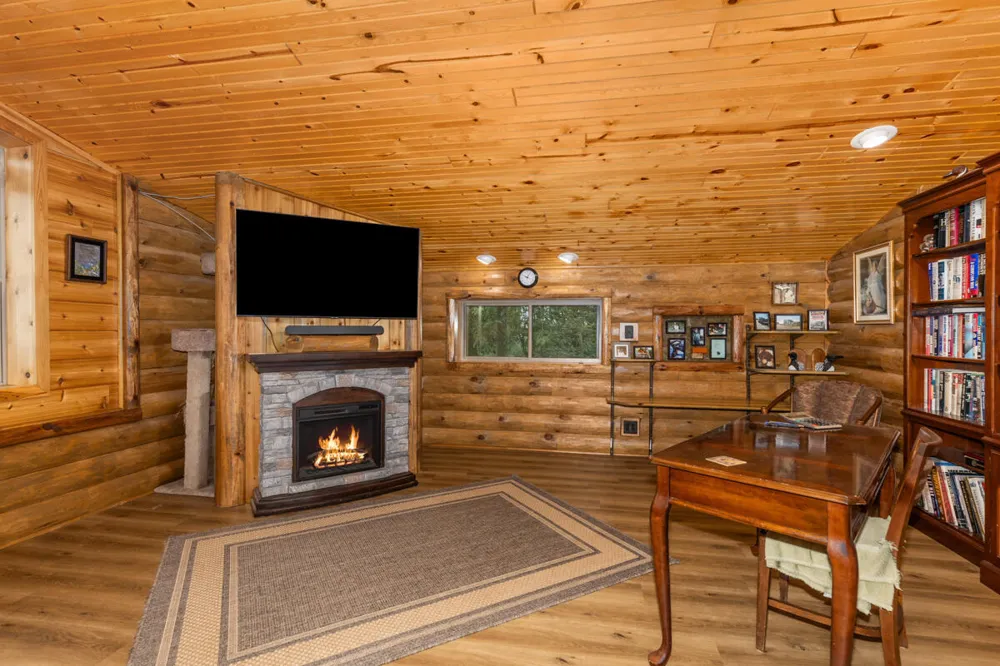 781 Hopkins Road Lyons, MI 48851