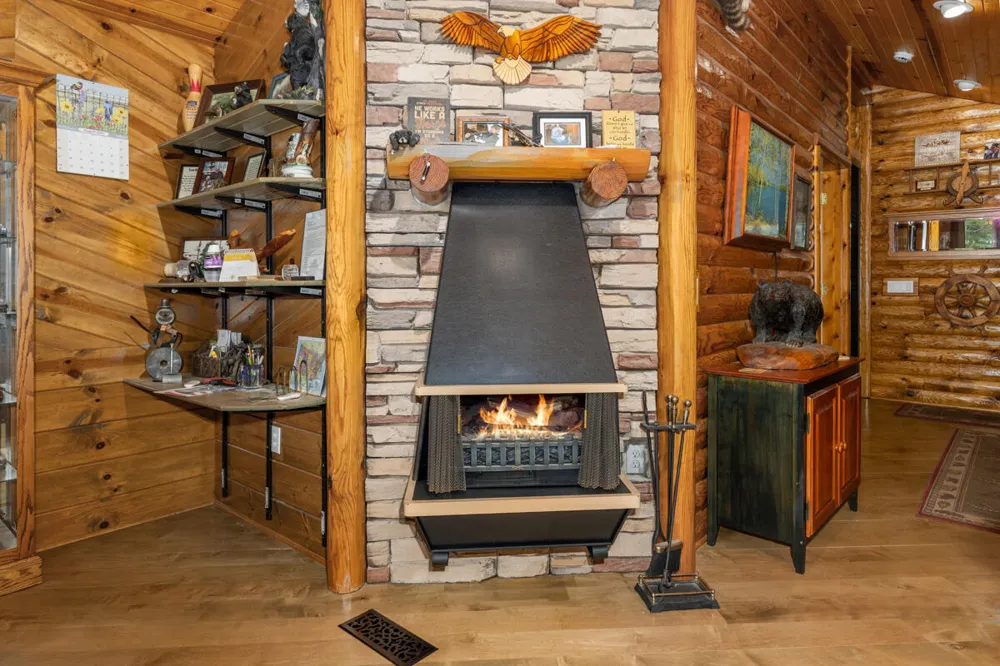 781 Hopkins Road Lyons, MI 48851