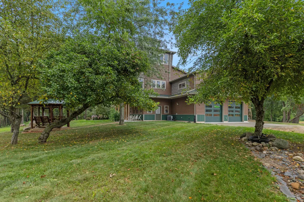 781 Hopkins Road Lyons, MI 48851