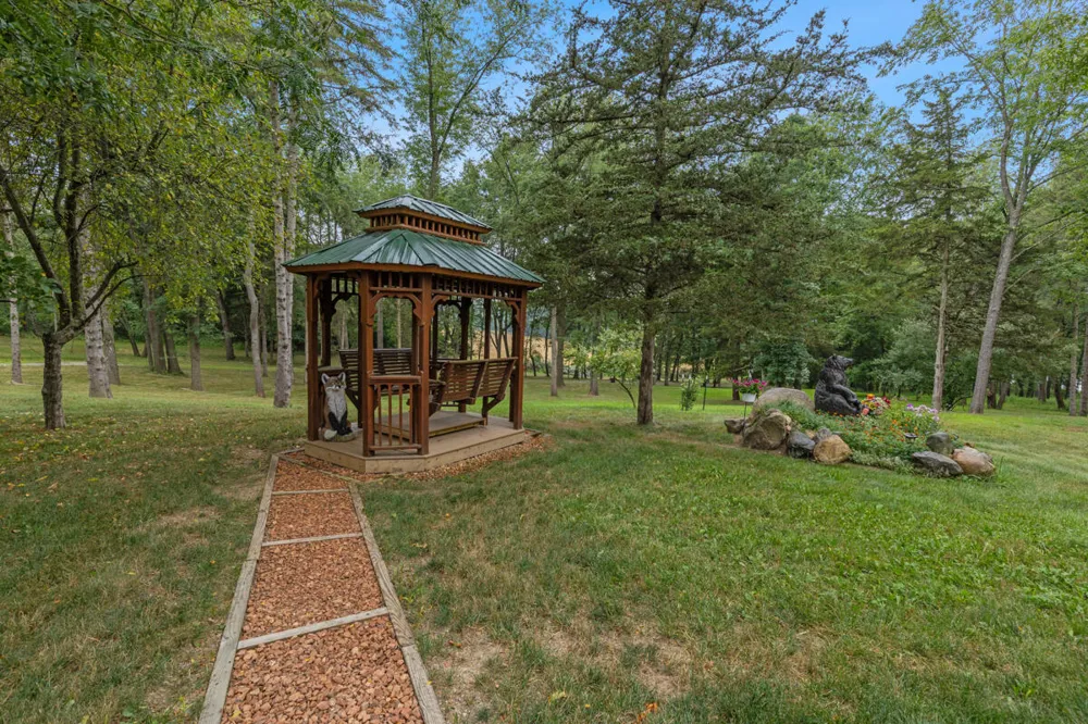 781 Hopkins Road Lyons, MI 48851