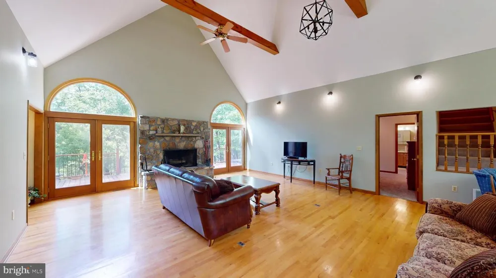 500 MARYVALE LANE Petersburg, WV 26847