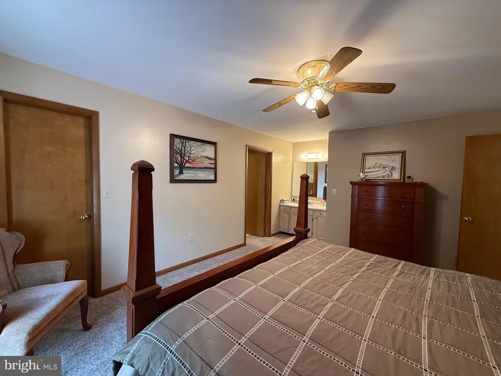 500 MARYVALE LANE Petersburg, WV 26847