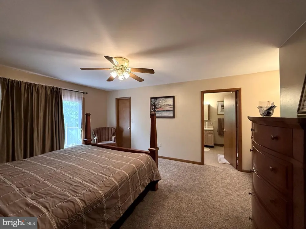 500 MARYVALE LANE Petersburg, WV 26847
