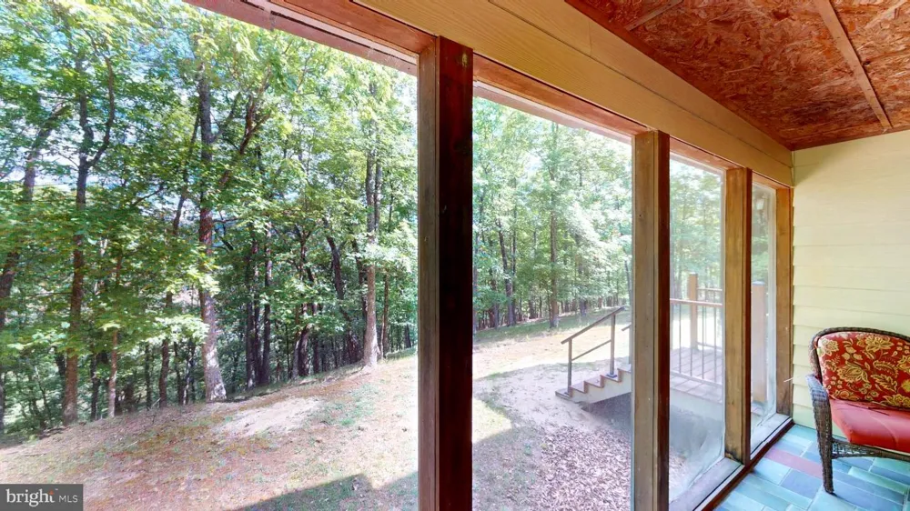 500 MARYVALE LANE Petersburg, WV 26847
