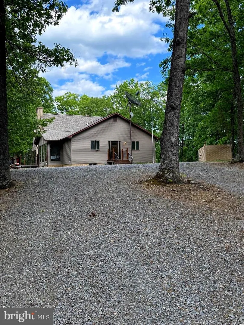 500 MARYVALE LANE Petersburg, WV 26847