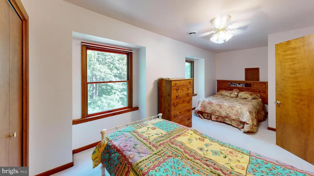 500 MARYVALE LANE Petersburg, WV 26847