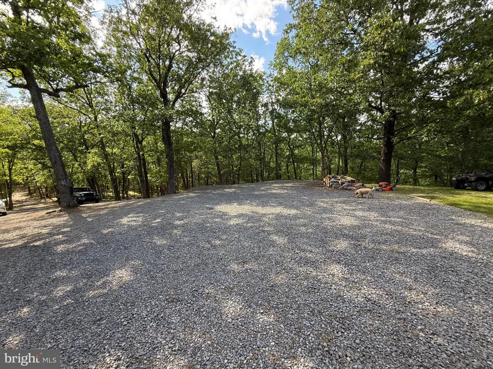 500 MARYVALE LANE Petersburg, WV 26847