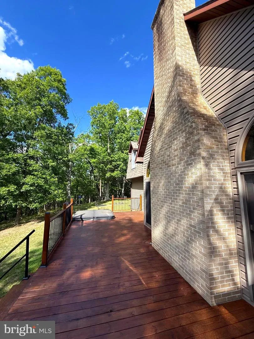 500 MARYVALE LANE Petersburg, WV 26847
