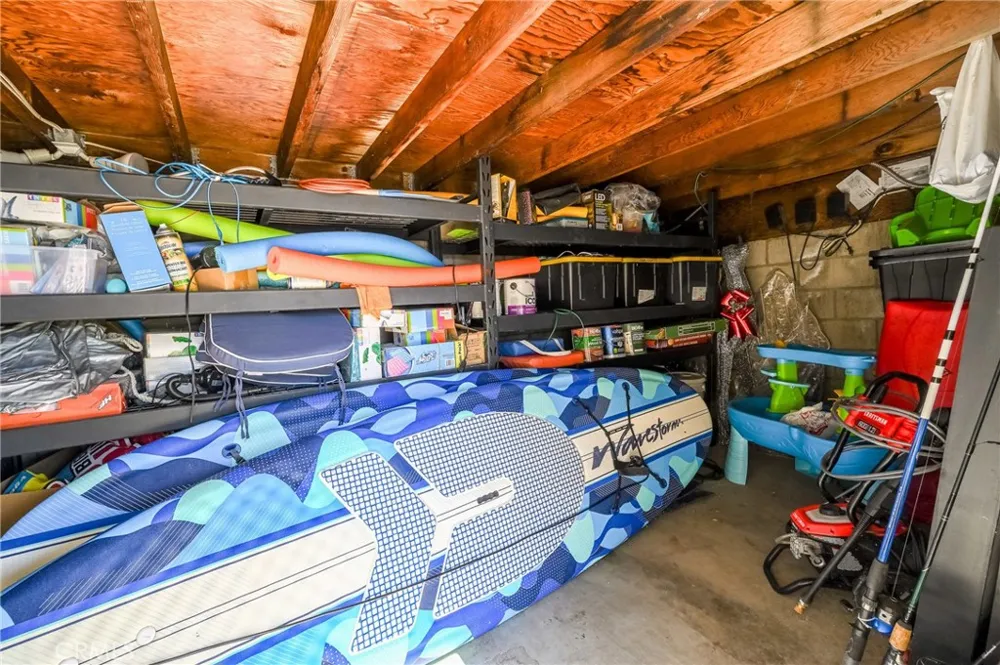 22376 W San Joaquin Canyon Lake, CA 92587